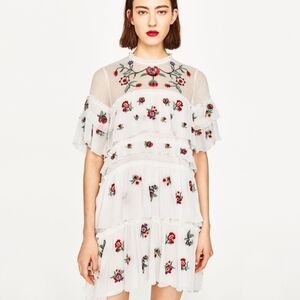 Zara Floral Embroidered White Dress Size XL